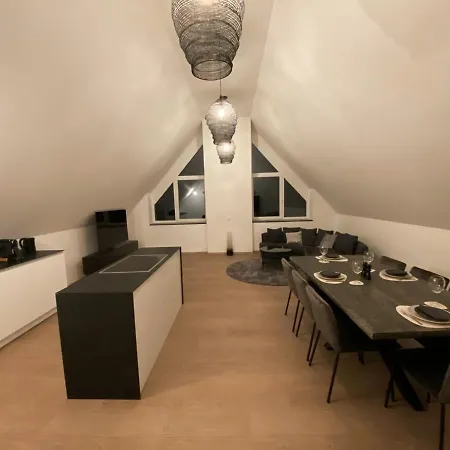 דירה Oasis: Close To Munich - 4 Bedrooms - Kitchen דכאו